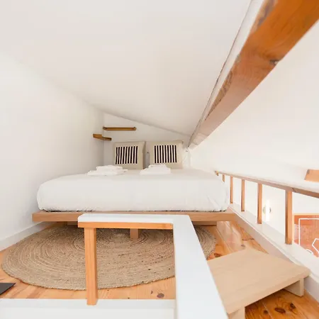 アパート Liiiving In - Mezzanine Delight Balcony