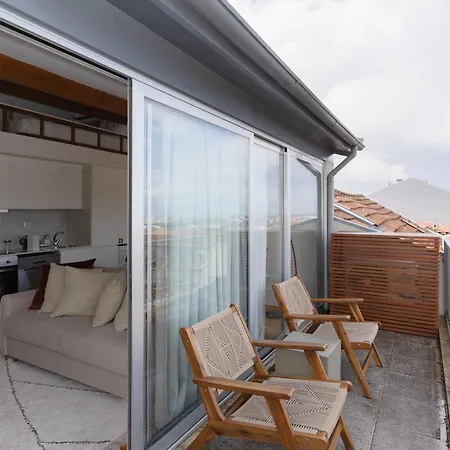 Апартаменты Liiiving In - Mezzanine Delight Balcony *